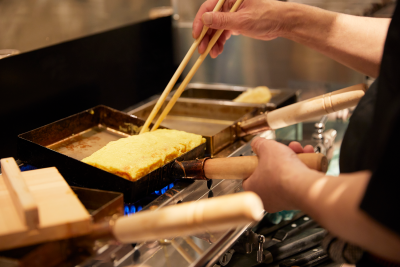 スキルや経験次第では、春頃には料理長☆