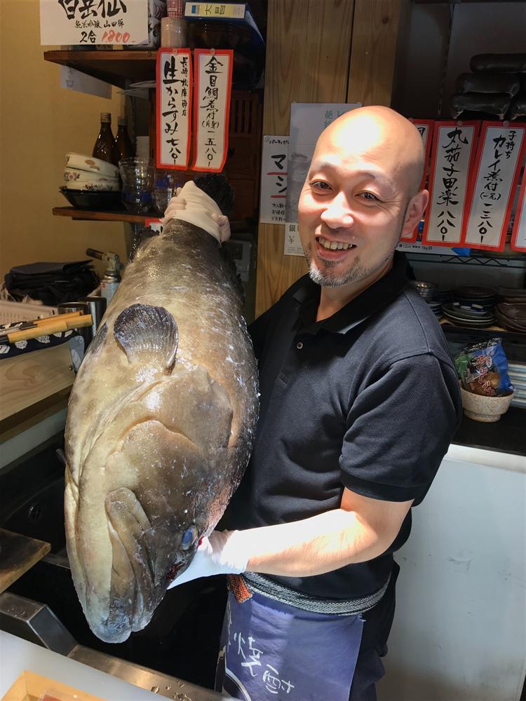 鮪と旬の鮮魚はこだわってます。