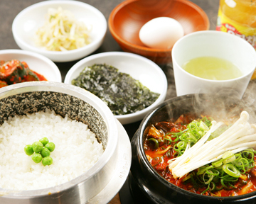 面倒な配膳&掃除はナシ◎
