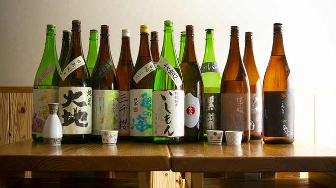日本酒も豊富にラインナップ!