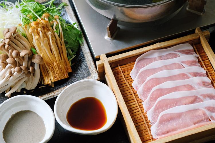 上質な豚しゃぶをメインにしています