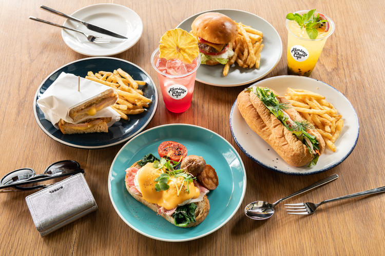 ランチからディナーまでこだわりのメニュー