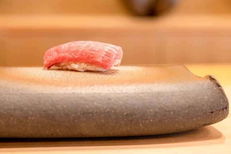 すし うえだ