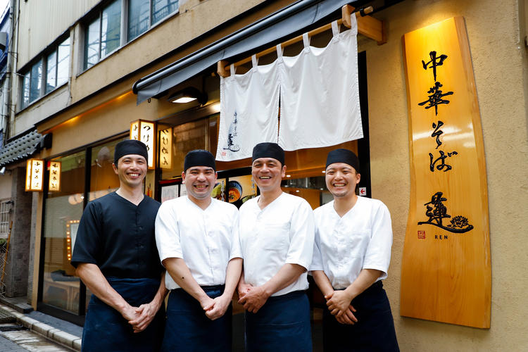 幅広い年齢層のスタッフが活躍中!