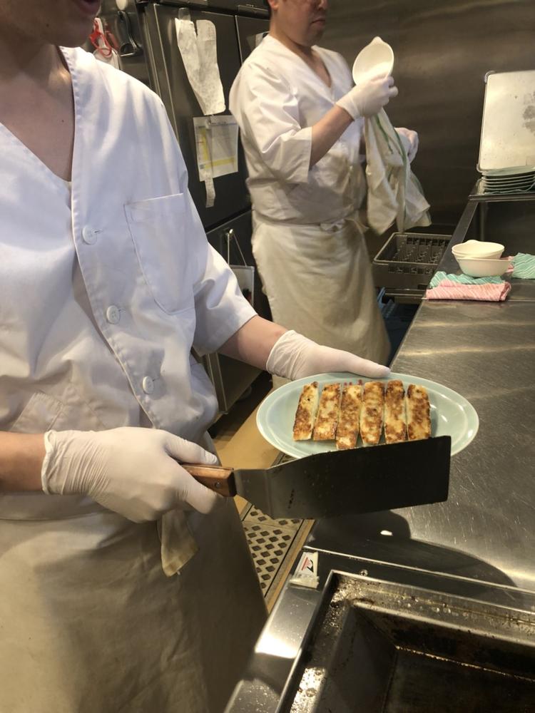 お料理はスタッフみんなで作っています★