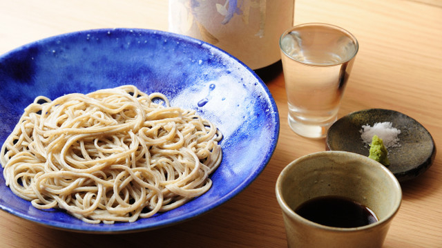 「粗挽き蕎麦」は大人気メニュー