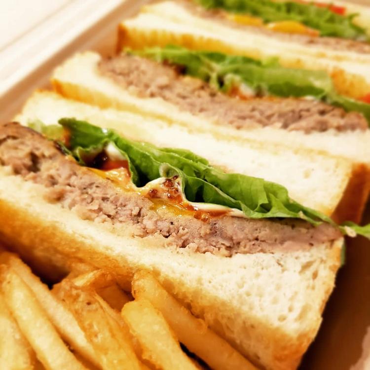 料理は一品一品丁寧に作ります。