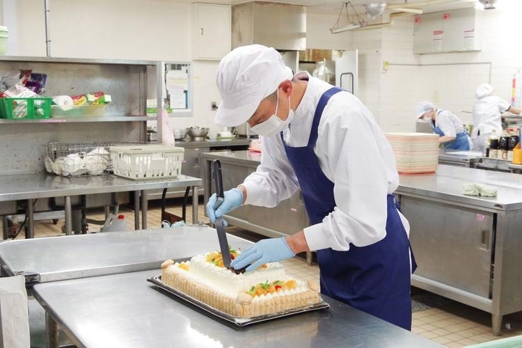 ケーキも手作り