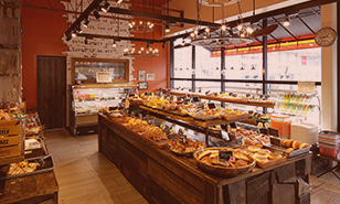 広々とした店内!