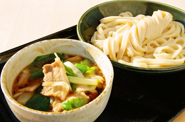 ☆看板メニュー『肉汁うどん』☆