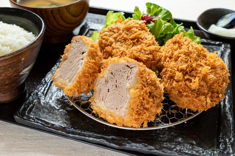 有名ブランドのアイテムを取り扱います