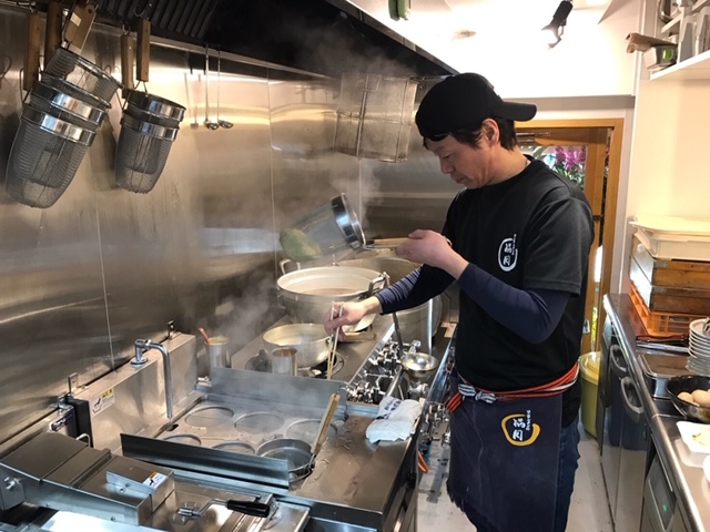 三鷹店厨房