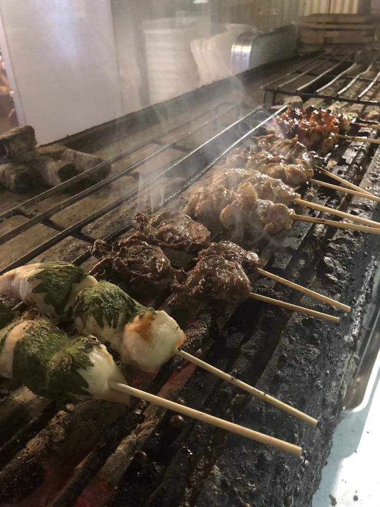 焼き鳥はもちろん炭火焼
