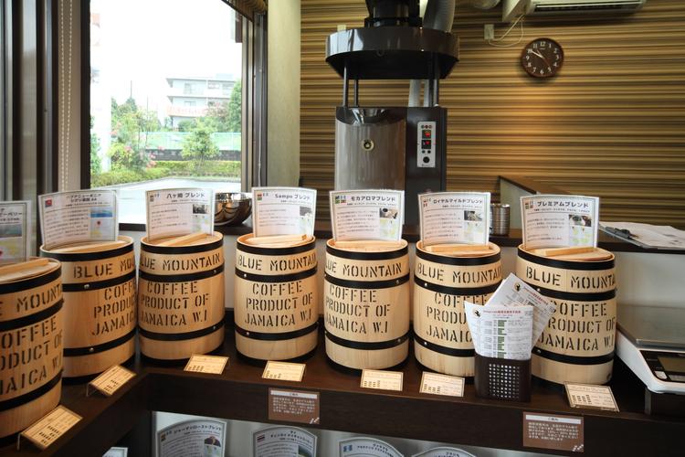 珈琲の専門店でもあります