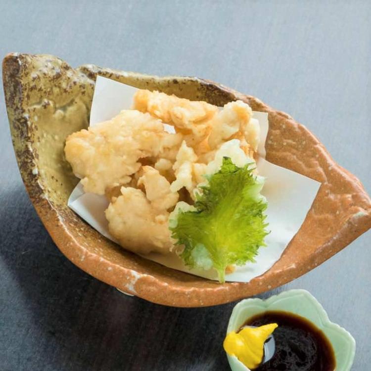 総州古白鶏の天ぷらなど、旬のお料理も
