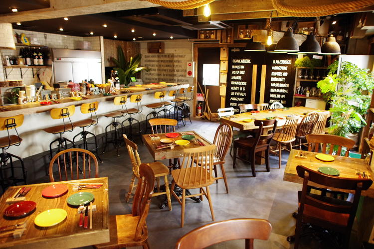WE ARE THE FARM 麻布十番店