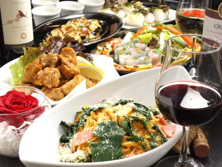 2200円〜3200円3種類のコ-ス料理