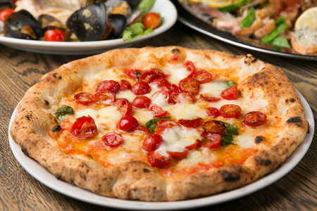 Trattoria e Pizzeria MOTHERS
