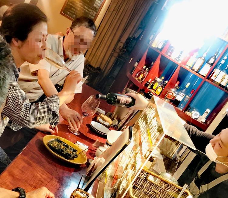 お客様との会話も楽しみながら接客できます