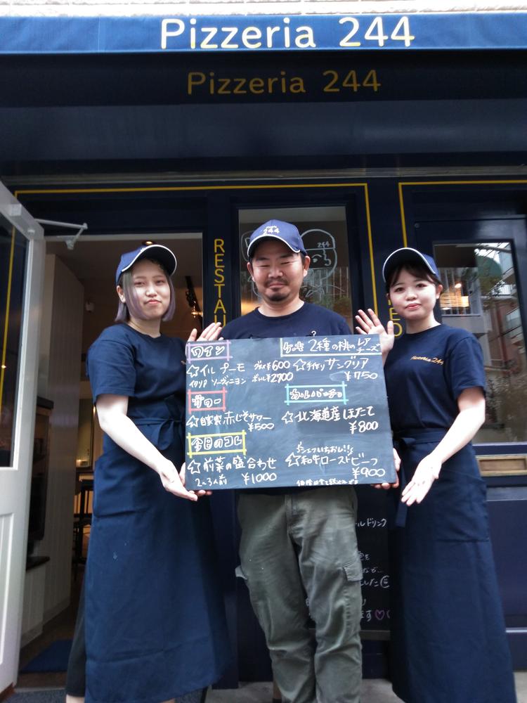 スタッフは皆仲良しです!