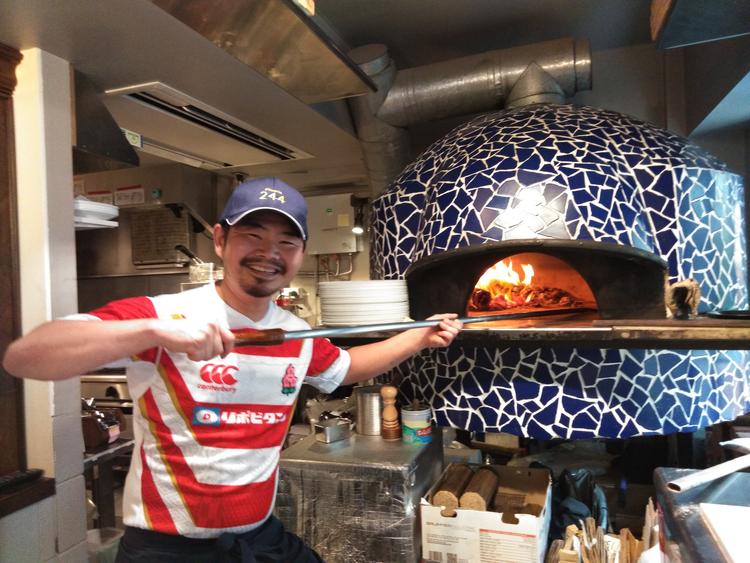 いつもニコニコ店長です♪