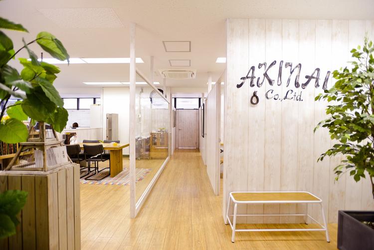 本社は東京にあります!
