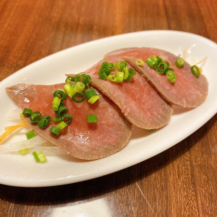 フグ刺しのような食感!ボーデン馬の睾丸