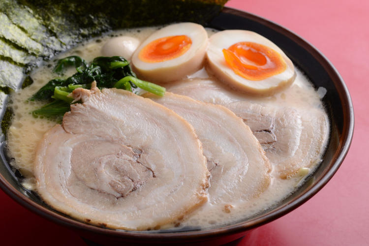 濃まろスープの自慢のラーメンです