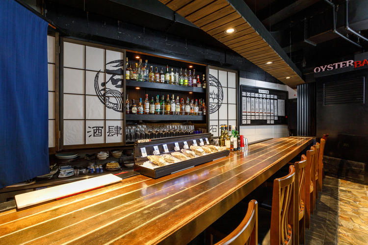 OYSTER BAR 酒肆石花