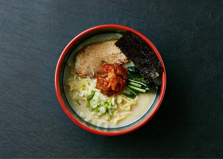 大人気の辛赤坂ラーメン!