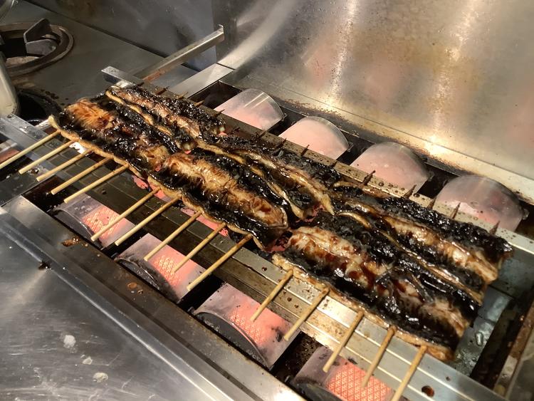 うなぎ本焼中!
