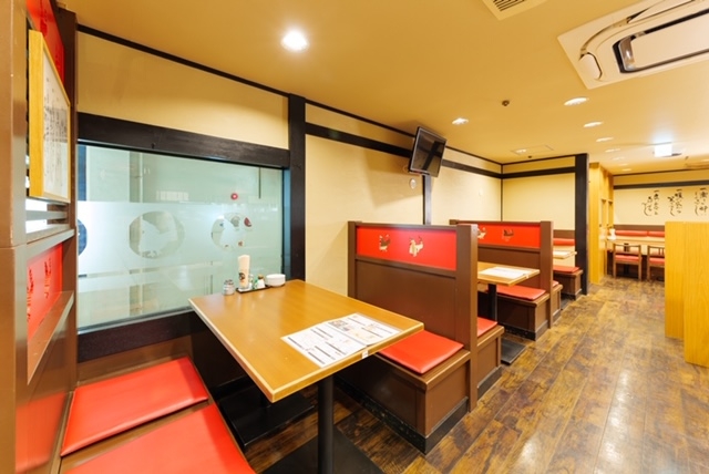 ピカピカの店内です!