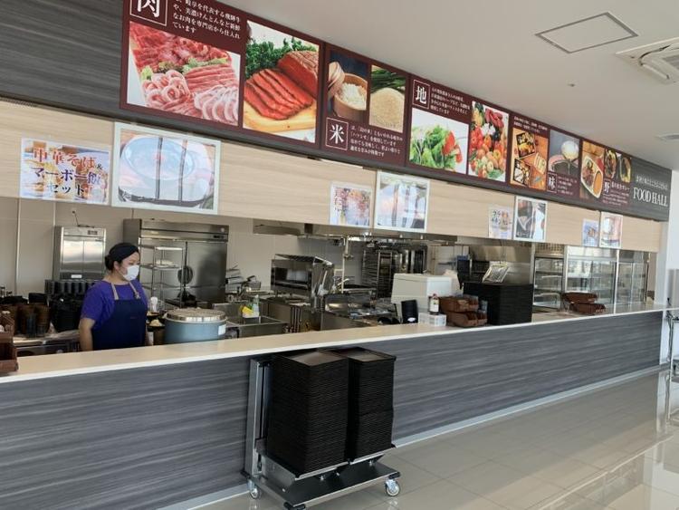 社員食堂も経営しています