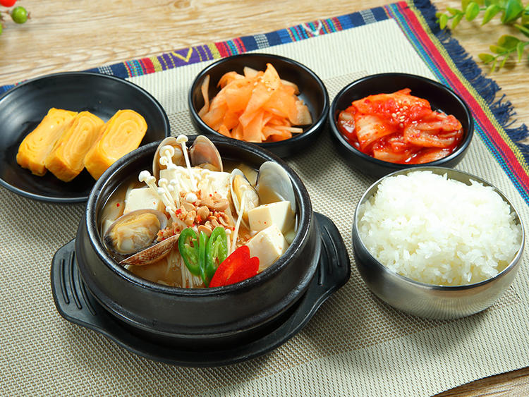 本格韓国料理!