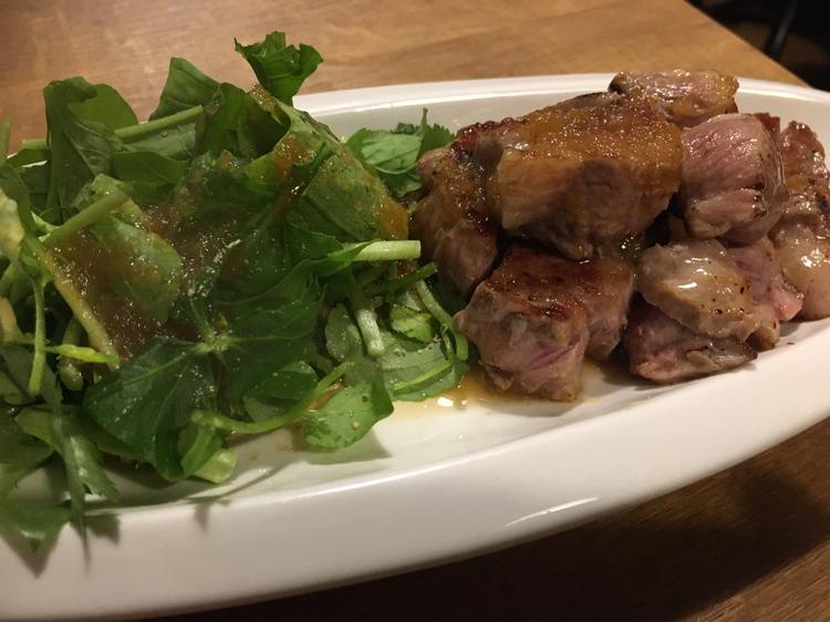 ラムテキ、ラムのステーキです。