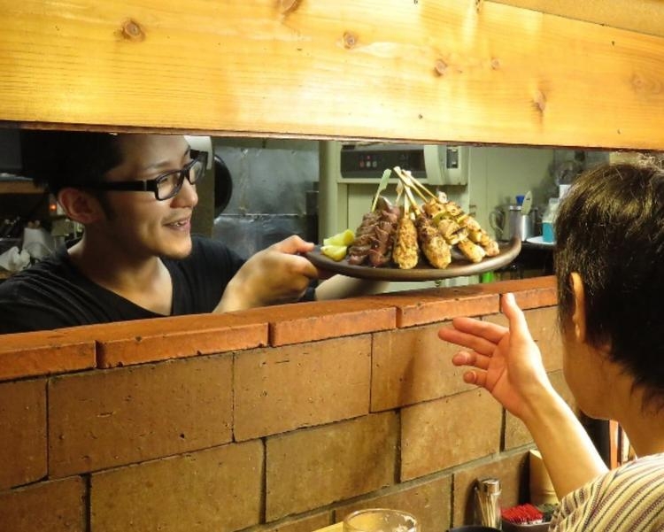 いつもお客様で賑わう店内です★
