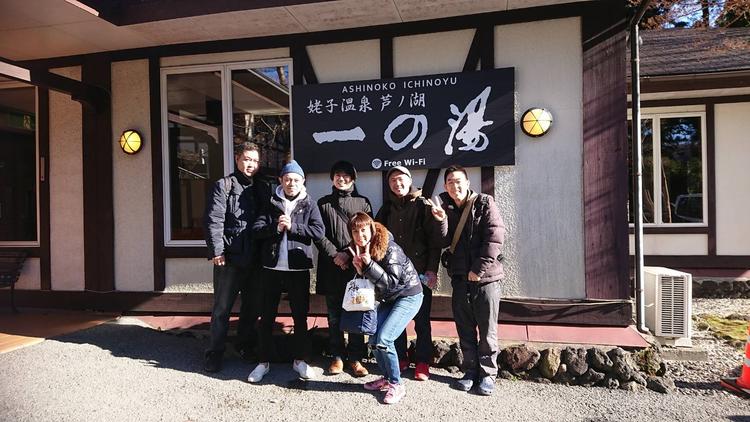 仕事以外でも仲のいいスタッフです!