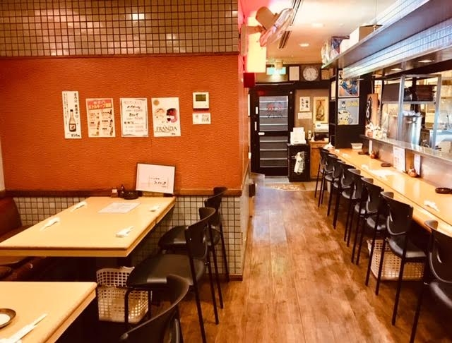 広い店内は働き易い環境です