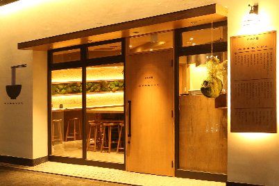 スタイリッシュで真新しい店舗で働けます!