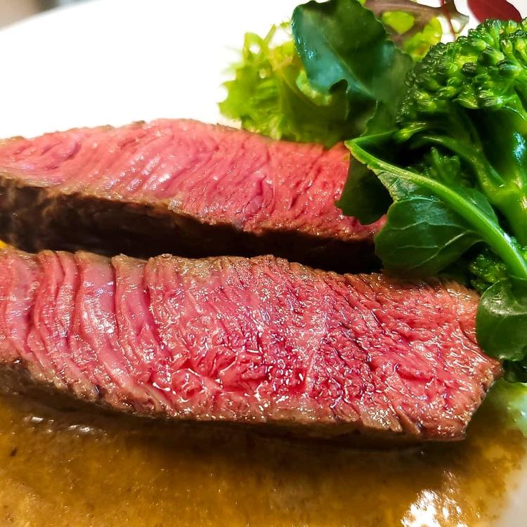 お肉の火入れも勉強できます