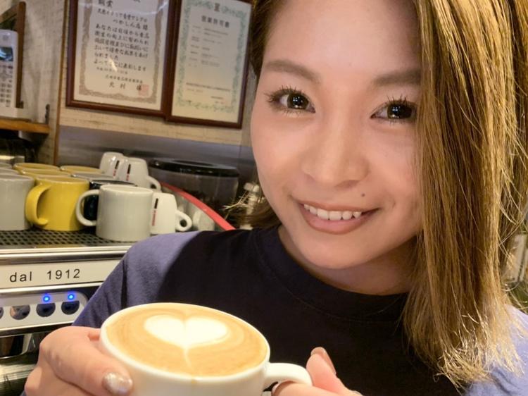 陽気なスタッフばかりです!