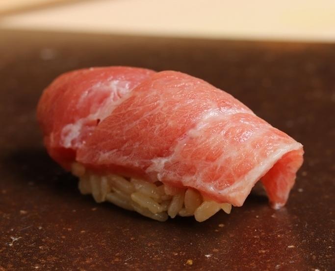 厳選した食材を職人の手で、、