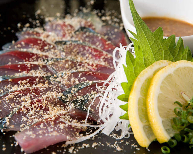 自慢の恵比寿サバで作った胡麻さばです。
