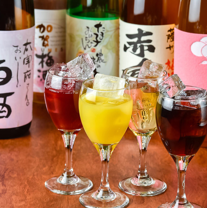 全国から取り寄せた梅酒は女性に大人気☆