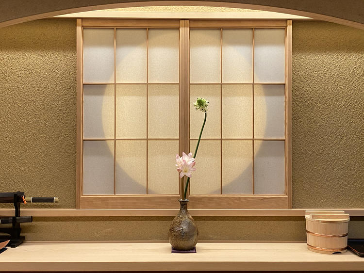 すし 銀登美
