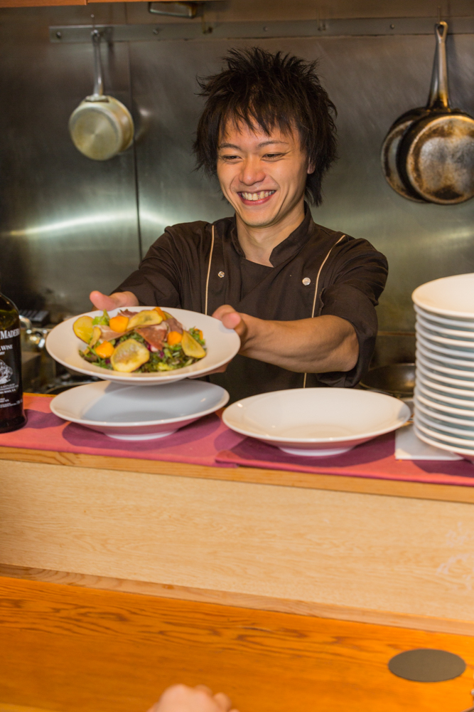 幹部は全員、飲食店の現場出身者です!!
