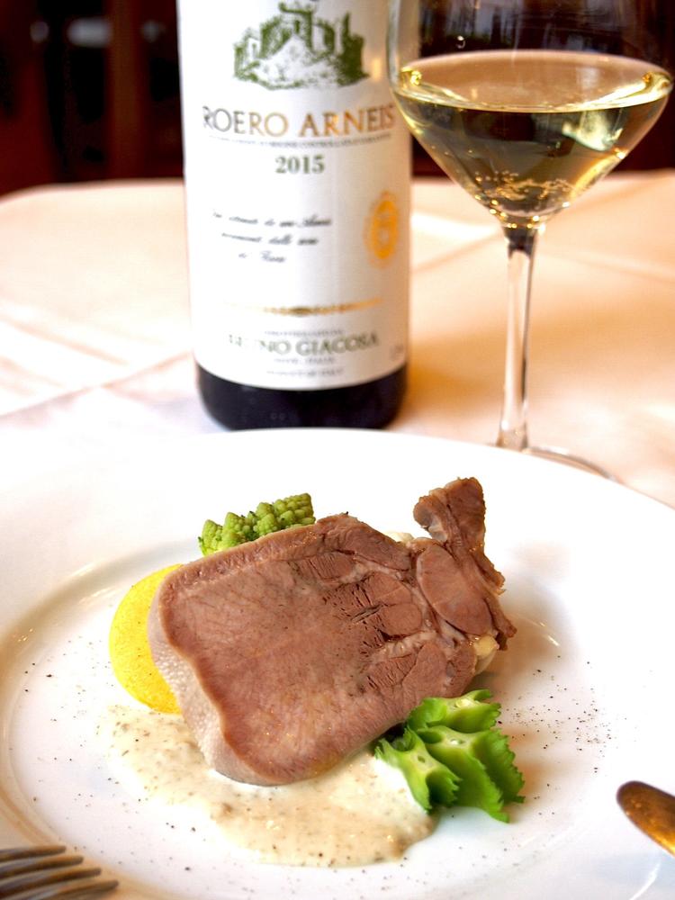 イタリアの地方料理やワインにも拘ります!