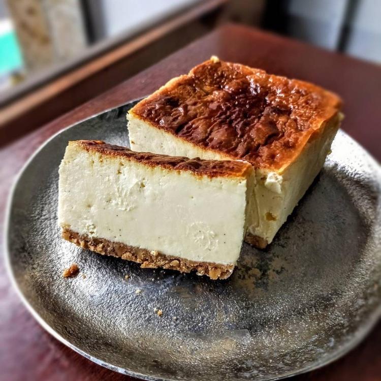 チーズケーキの通販も好評です◎