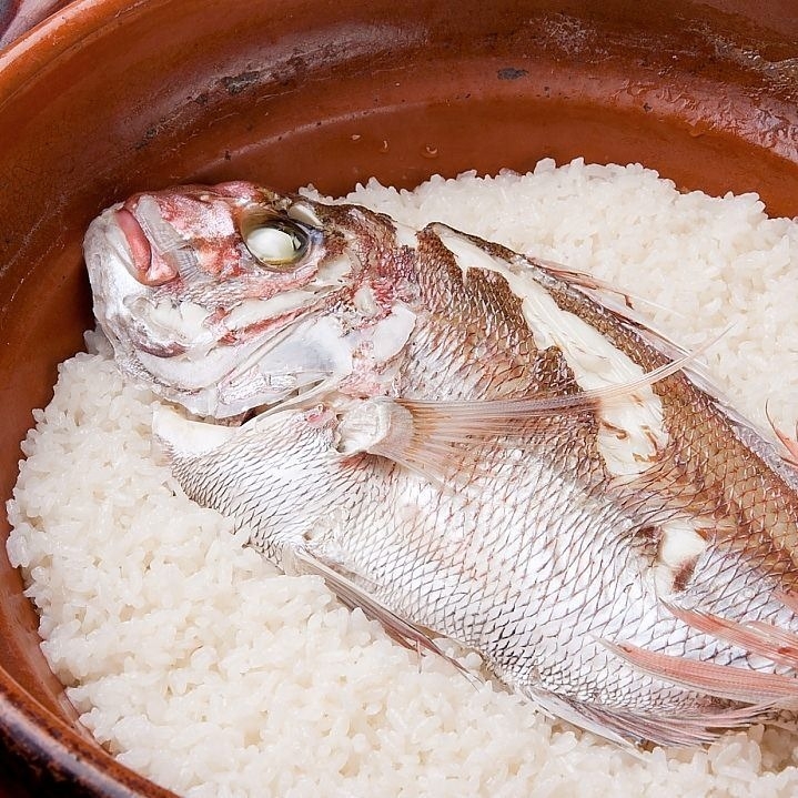 毎日新鮮な魚が大量入荷します