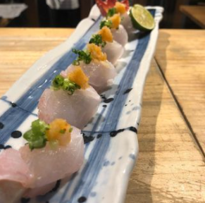 「惚」オ向イ上ル